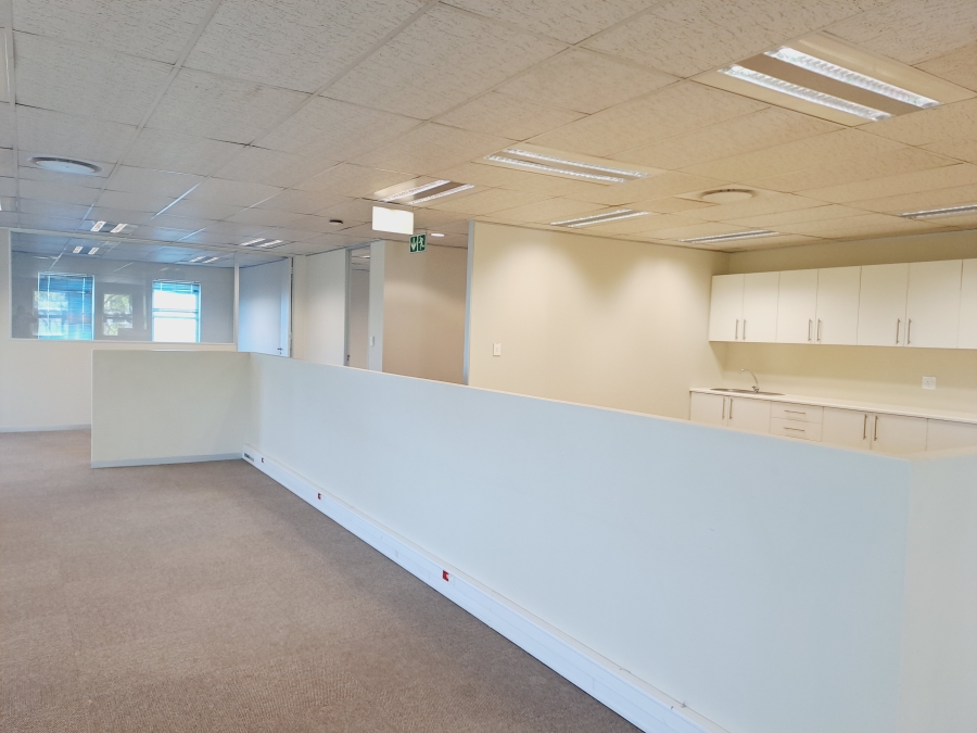 To Let commercial Property for Rent in Rosenpark Western Cape